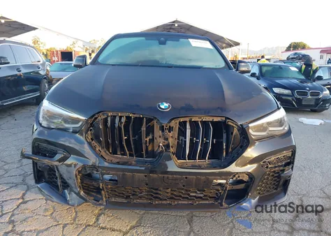 2022 BMW X6 xDrive40I z USA, uszkodzony, nr VIN 5UXCY6C02N9K41922